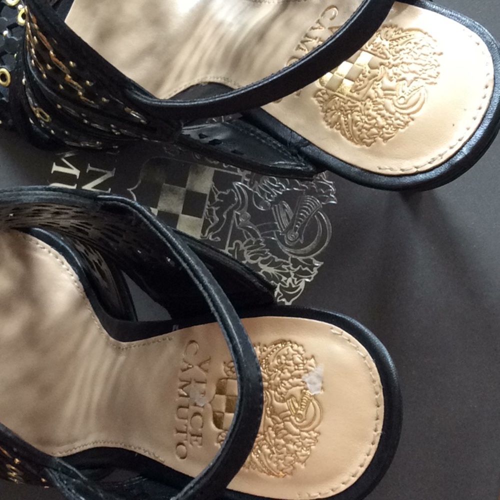 VINCE CAMUTO SIZE 5.5 KORTHINA DRESS SANDALS - Picture 6 of 8